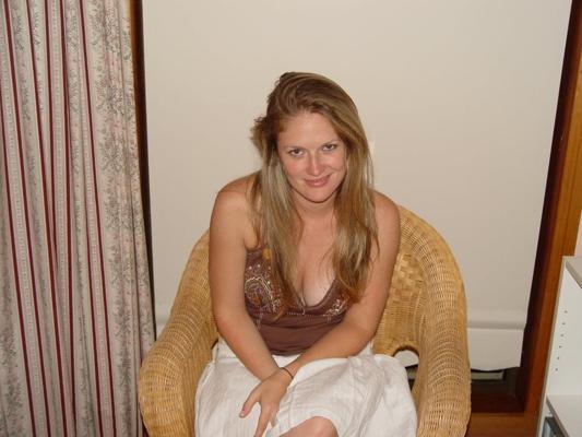 6P Huge Pregnant Tits on Wife