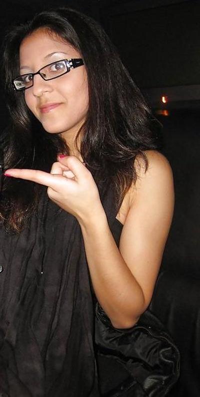 21P Teen bitch, comment please