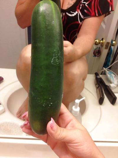 9P Cucumber n creamy hole