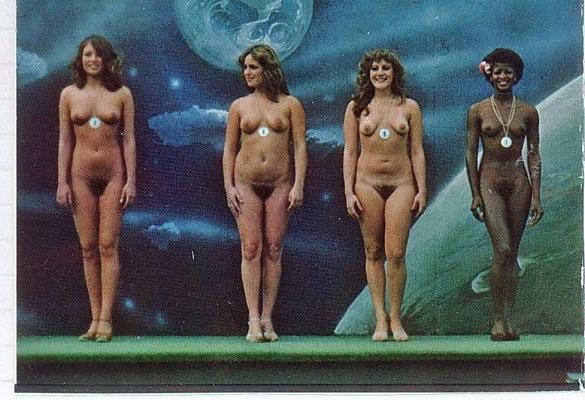25P Vintage Nudists 19