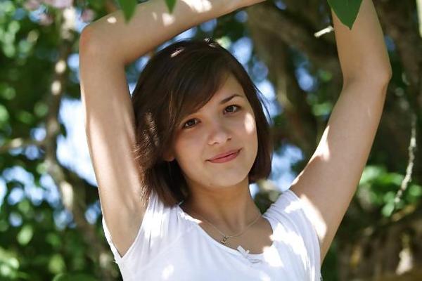 8P Beautyfull russian teen - what would you like to do with her