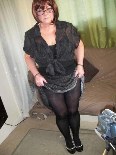 25P Cute BBWs and fat girls wearing ballet flat shoes #2