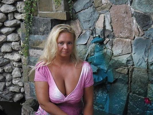 13P Busty russian milf 25