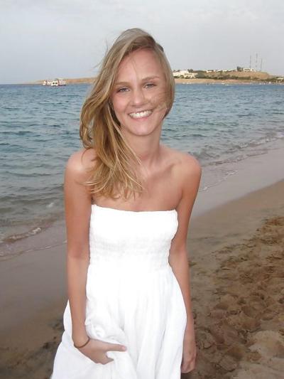 20P Lovely Young Teen Girl Sara
