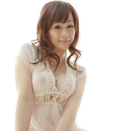 23P 巨乳アジア人
