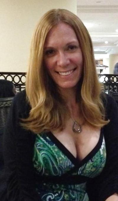 25P Amateur MILFs 1