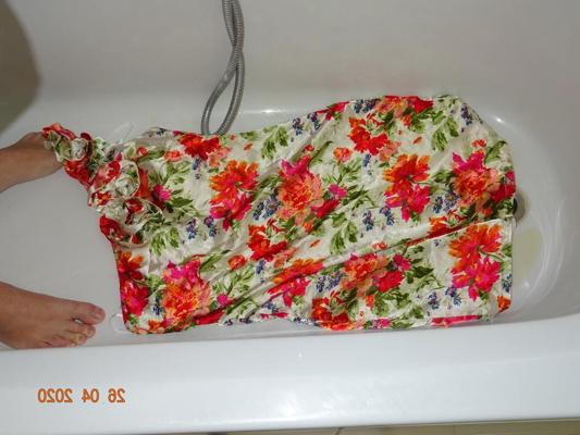 5P pissed on floral 3 dress