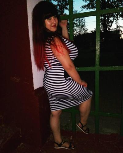 13P Mujer rusa tetona 3655
